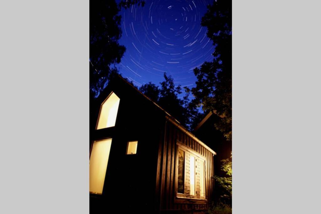 Oak Cottage Near Ronne & Beach Extérieur photo
